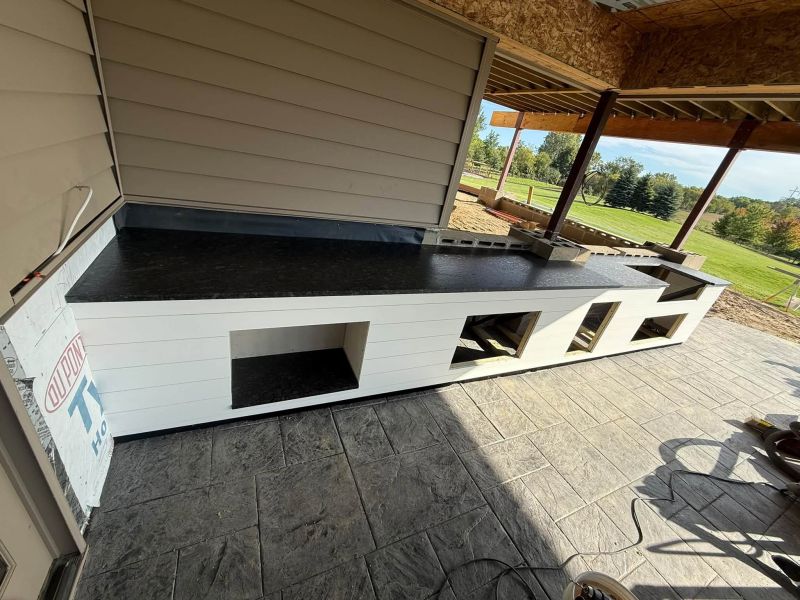Outdoor kitchen counter