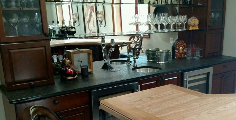 Bar top in natural stone